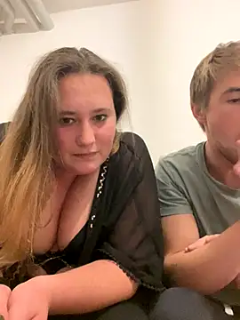 CurvySabrina online show from October 26, 2025, 9:31 pm