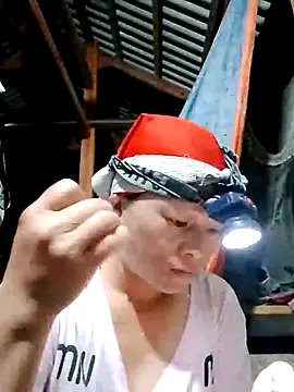 Snapshot of Hau_x chatting on September 18, 2025, 1:46 pm Hau x online show from September 18, 2025, 1:46 pm