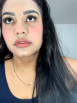 Snapshot of SienaWild chatting on October 13, 2025, 2:44 am SienaWild online show from October 13, 2025, 2:44 am