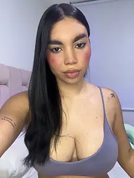 karolaalcendra online show from February 25, 2026, 3:38 am