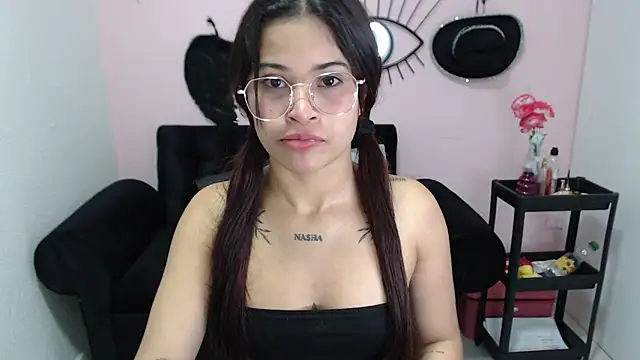 mia sexgirl online show from January 19, 2026, 12:20 pm