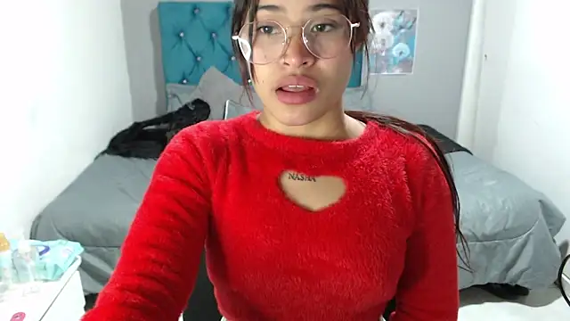 mia sexgirl online show from February 12, 2026, 12:22 pm