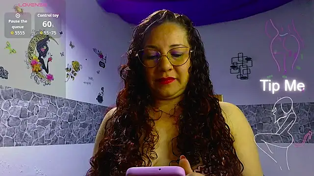 Snapshot of zamy_x chatting on October 13, 2025, 2:11 am zamy x online show from October 13, 2025, 2:11 am