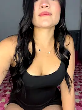 Alanasole online show from October 7, 2025, 2:20 am