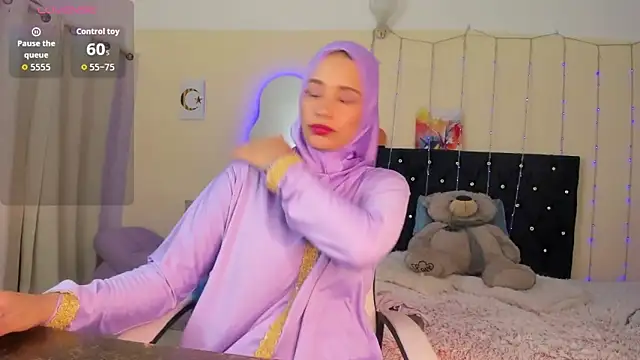 ShanaJamil online show from April 14, 2026, 12:00 pm