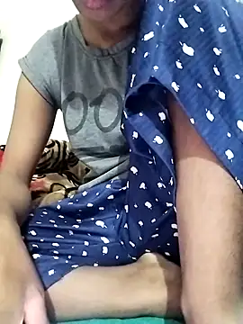 Snapshot of Rapunzal chatting on October 8, 2025, 6:27 pm Rapunzal online show from October 8, 2025, 6:27 pm