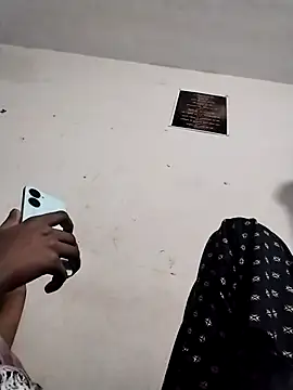 Snapshot of Rapunzal chatting on October 23, 2025, 7:56 pm Rapunzal online show from October 23, 2025, 7:56 pm