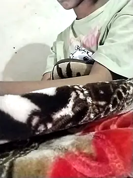 Snapshot of Rapunzal chatting on November 18, 2025, 7:07 pm Rapunzal online show from November 18, 2025, 7:07 pm