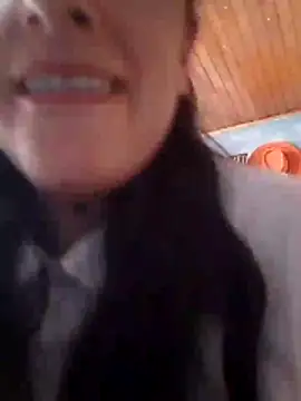 Neujuuken online show from October 21, 2025, 9:15 pm