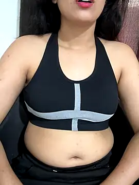 Miss Model906 online show from September 17, 2025, 1:13 pm