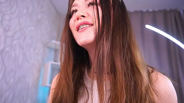 AlinaOrf online show from October 25, 2025, 5:37 am