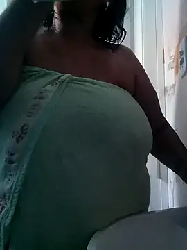 Rosabela04 online show from October 16, 2025, 9:54 am