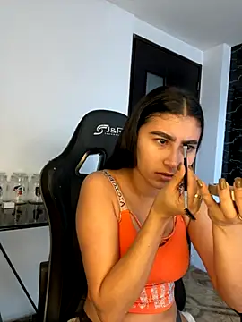 Snapshot of Isabella_Montoya chatting on September 24, 2025, 11:46 am Isabella Montoya online show from September 24, 2025, 11:46 am