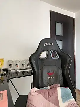 Snapshot of Isabella_Montoya chatting on September 25, 2025, 2:21 pm Isabella Montoya online show from September 25, 2025, 2:21 pm