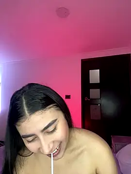 Snapshot of Isabella_Montoya chatting on October 17, 2025, 3:47 pm Isabella Montoya online show from October 17, 2025, 3:47 pm