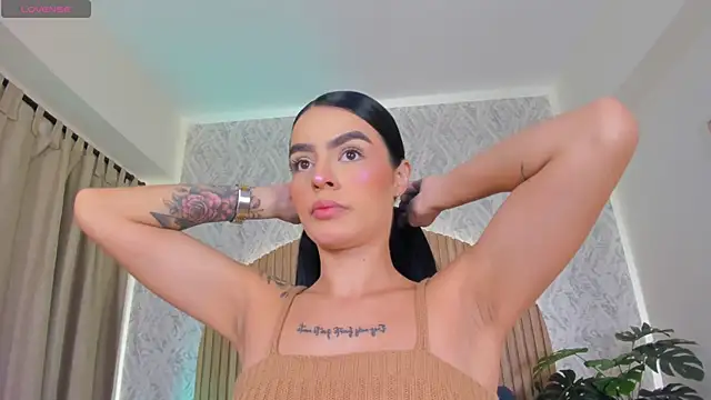 Sophiie Belle online show from September 17, 2025, 1:24 pm