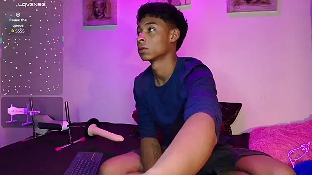 CoffeNaughty nom online show from October 4, 2025, 3:37 am