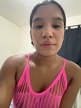 Lyria Diamond online show from October 21, 2025, 9:04 pm