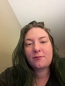 Snapshot of lizbabyy27 chatting on January 15, 2026, 10:09 am lizbabyy27 online show from January 15, 2026, 10:09 am