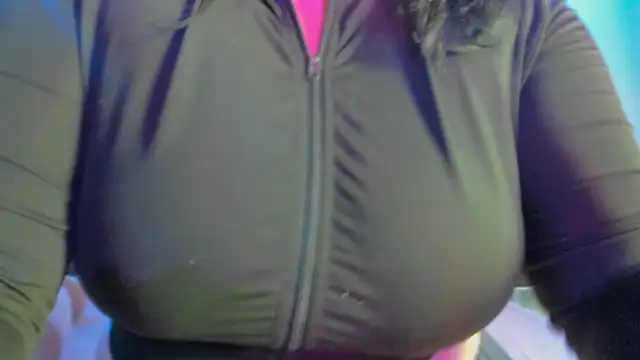 abbiecollins js online show from October 17, 2025, 5:10 am