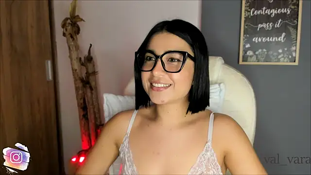 val varago online show from April 10, 2026, 4:06 am