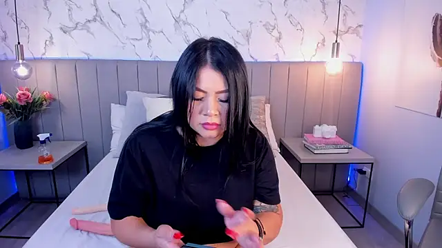 Amber Santana online show from October 4, 2025, 9:24 pm