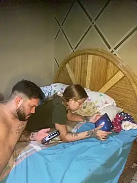 Snapshot of coupleyys chatting on February 3, 2026, 2:53 am coupleyys online show from February 3, 2026, 2:53 am