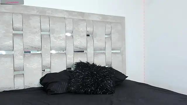 Charlotte 256 online show from October 14, 2025, 12:17 pm