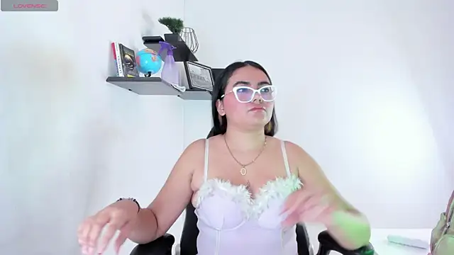 Charlotte 256 online show from October 21, 2025, 12:17 pm