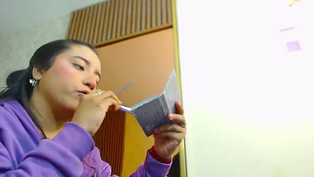 NANAKY TAY online show from October 30, 2025, 12:17 pm