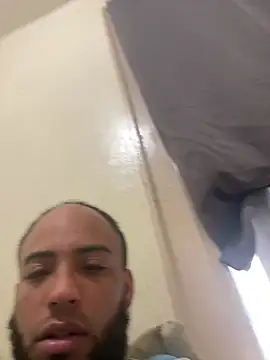 LeoPR00 online show from September 23, 2025, 12:52 pm