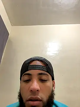 LeoPR00 online show from October 18, 2025, 6:37 am