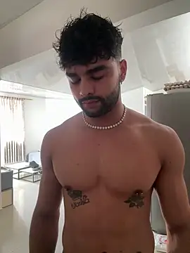 JordanRossie online show from September 19, 2025, 5:02 pm