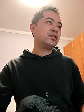 Snapshot of Mr_Dog chatting on November 8, 2025, 12:16 pm Mr Dog online show from November 8, 2025, 12:16 pm