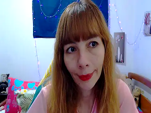 Snapshot of seraphinewhite chatting on February 27, 2026, 4:40 pm seraphinewhite online show from February 27, 2026, 4:40 pm