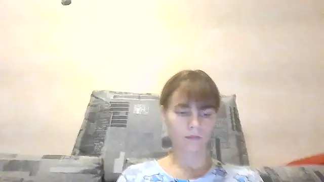 Loriven online show from October 5, 2025, 6:28 pm