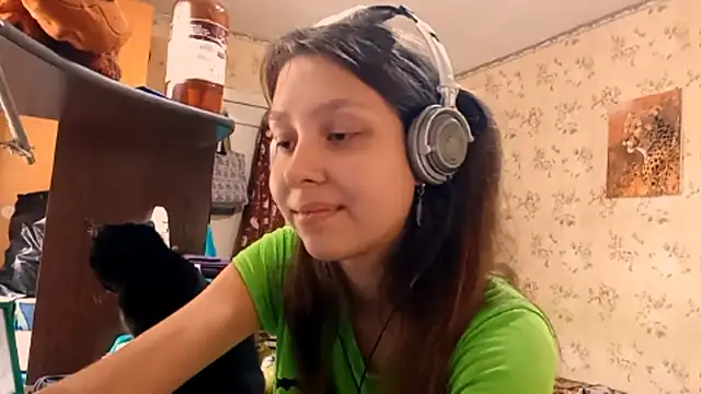 QutieDaSweet online show from September 23, 2025, 6:16 am