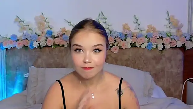 Lilith Bonheur online show from March 20, 2026, 1:54 am