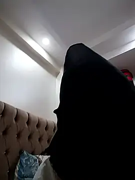 elif25 online show from October 8, 2025, 7:33 pm