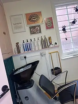 Snapshot of Just_peaches_not_cream chatting on October 10, 2025, 2:49 pm Just peaches not cream online show from October 10, 2025, 2:49 pm