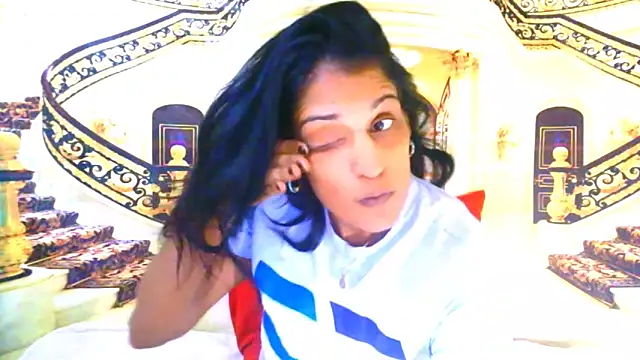 IndianSexcSmyle online show from April 18, 2026, 5:33 am