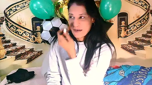 Snapshot of IndianSexcSmyle chatting on July 18, 2026, 5:33 am IndianSexcSmyle online show from July 18, 2026, 5:33 am