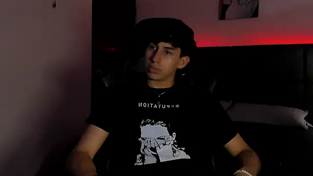 Aaron Spencer13 online show from October 3, 2025, 6:27 pm