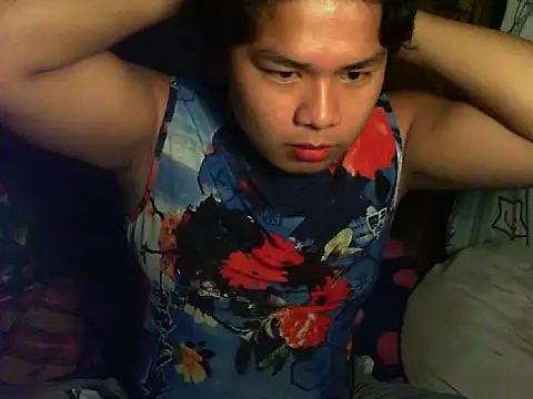 Huntrix2025 online show from October 18, 2025, 7:47 pm