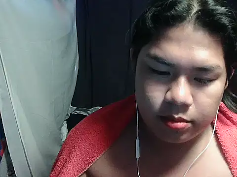 Snapshot of Huntrix2025 chatting on April 2, 2026, 1:47 am Huntrix2025 online show from April 2, 2026, 1:47 am