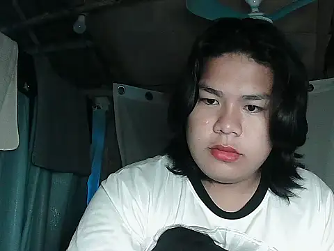 Snapshot of Huntrix2025 chatting on April 9, 2026, 9:20 pm Huntrix2025 online show from April 9, 2026, 9:20 pm