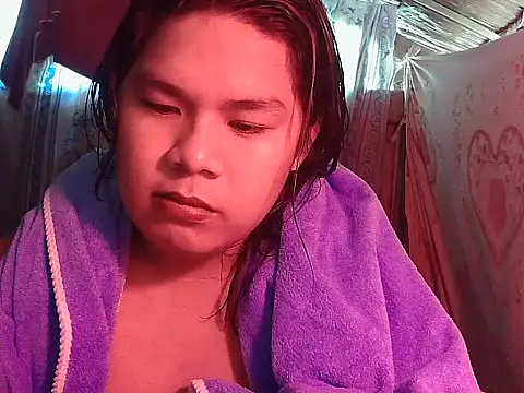 Snapshot of Huntrix2025 chatting on June 11, 2026, 5:27 am Huntrix2025 online show from June 11, 2026, 5:27 am