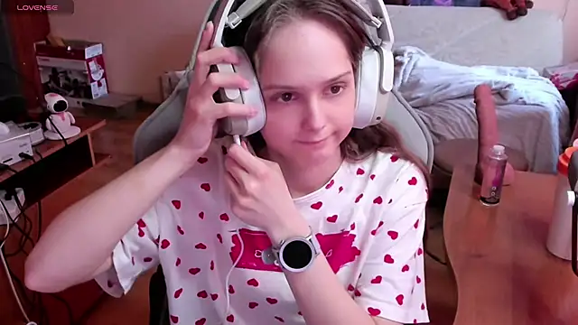 SharybbFace online show from April 15, 2026, 3:08 pm