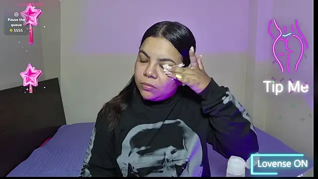 SabrinaSalazar11  online show from October 3, 2025, 4:20 am