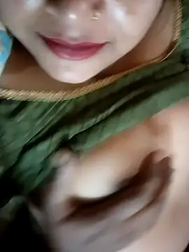 Snapshot of monarani5986 chatting on January 18, 2026, 8:18 am monarani5986 online show from January 18, 2026, 8:18 am